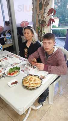 Kardeşler 2 Pide Ve Kebap Salonu