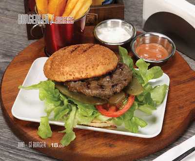 Gözde Ademoğlu Cafe