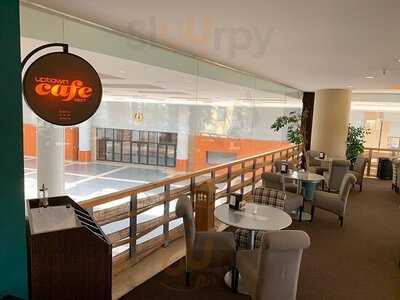 Uptown Cafe