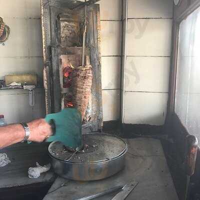 Meshur Donerci Ve Kofteci