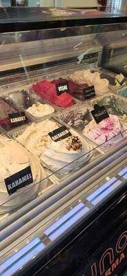 Muno Dondurma & Waffle