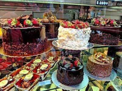 Yunuslar Karadeniz Unlu Mamulleri