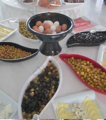 7 On Heaven Cafe And Bistro