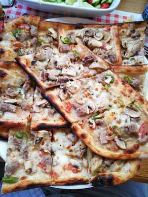 Damak Pide Pizza