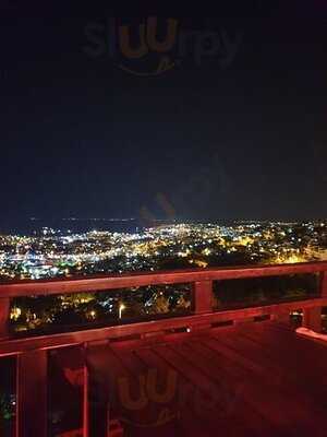 Kafedaki Restaurant & Lounge