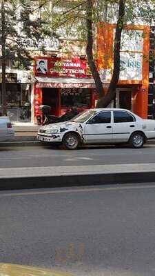 Meshur Adiyaman Cig Koftecisi Omer Usta