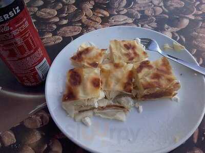 Muslum Usta Baklava Borek