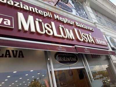 Muslum Usta Baklava Borek