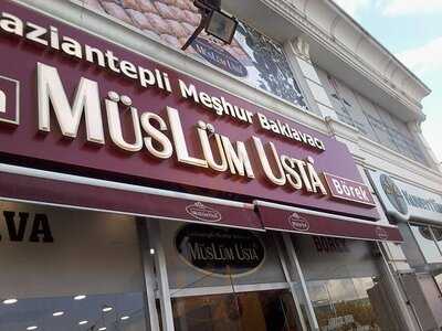 Muslum Usta Baklava Borek