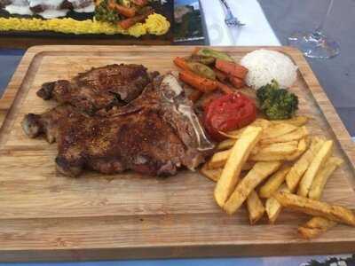 Maya Restaurant & Bar