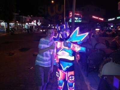 Maya Restaurant & Bar