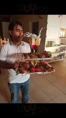 Favori Restaurant Cafe & Bar