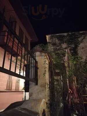 Otantik Restoran & Şarapevi