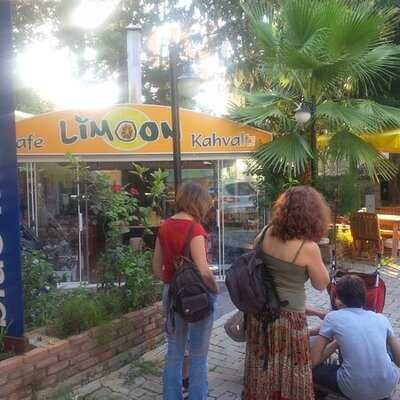 Limoon Cafe Restaurant