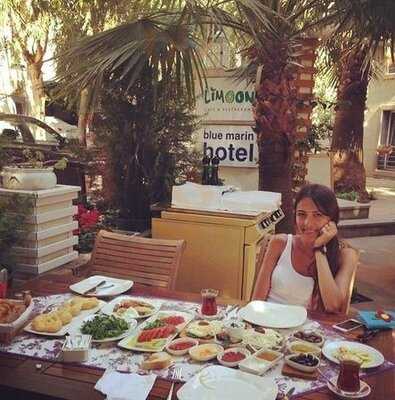 Limoon Cafe Restaurant