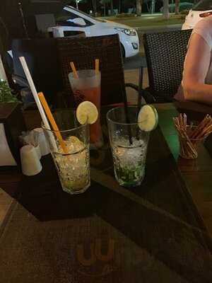 Casper Restaurant & Bar