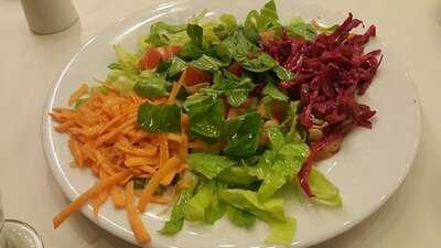 Öz Asmaaltı Kebap Salonu