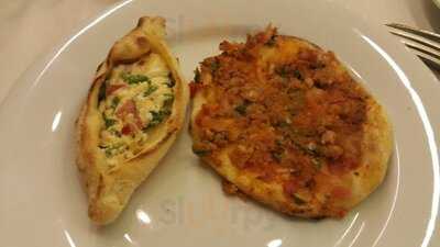 Öz Asmaaltı Kebap Salonu