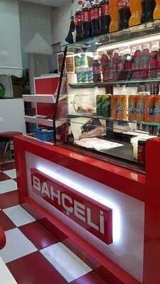 Meshur Adiyaman Cig Koftecisi Omer Usta