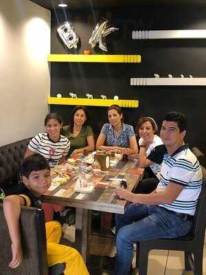 Meşhur Balkaymak Dondurma Ve Tatlı