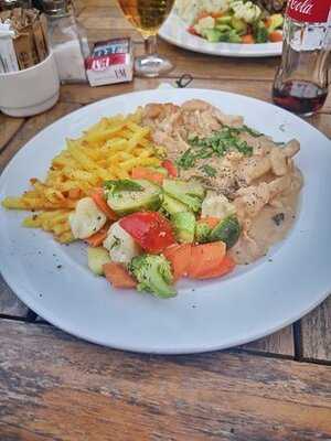 Shakespeare Coffee & Bistro