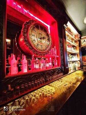 Memos Restaurant Bar