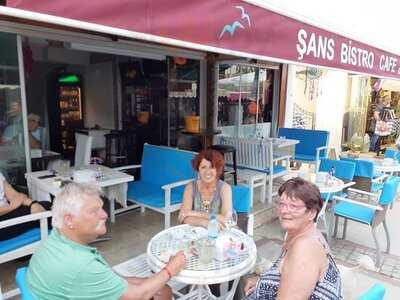 Sans Cafe Bistro & Bar