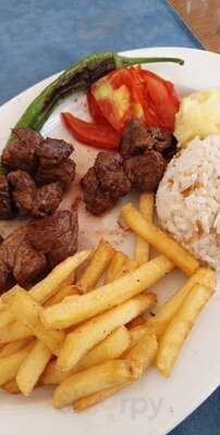 Cheers Bar Kebabistan