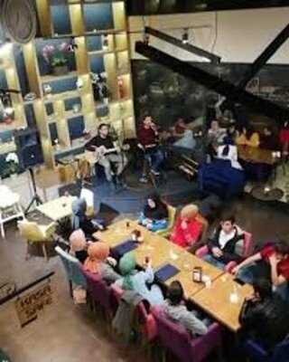 Ma Belle Cafe Restaurant