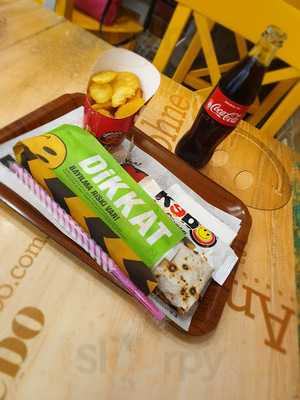 Papağan Cafe & Kebap