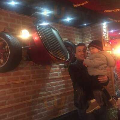 Farm Truck Classic Cafe