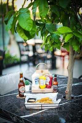 Meet'n Corner Burger