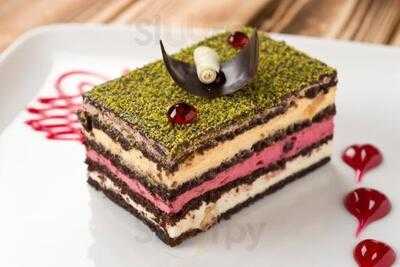 Bonibon Patisserie & Cafe