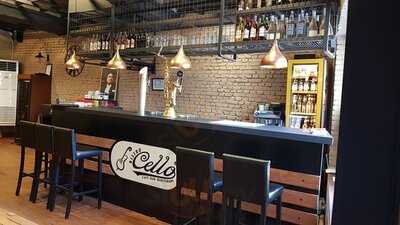 Bistro Cello
