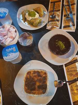 Mustafa Guloglu Baklava