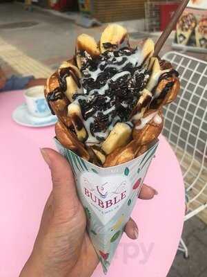 Bubble Waffle & Roll Ice