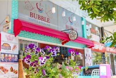 Bubble Waffle & Roll Ice