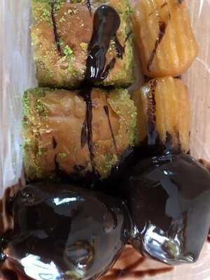 Akdeniz Dondurma & Kuyumculuk