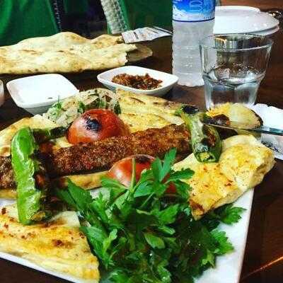 Çiftlik Kebap & Döner