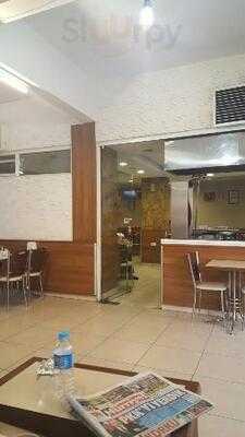 Mutlu Kayalar Lokantasi