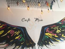 Cafe Mia