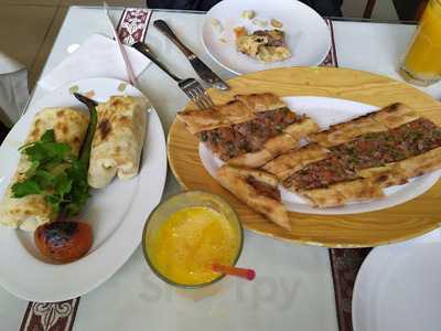 Karadeniz Aile Pide & Kebap Salonu