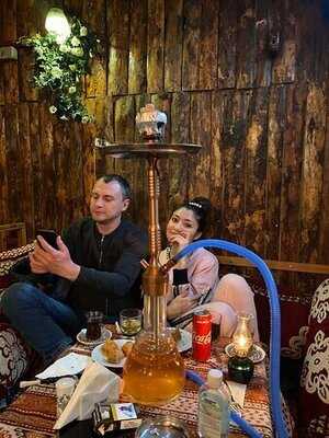 Mitani Cafe & Fun Pub