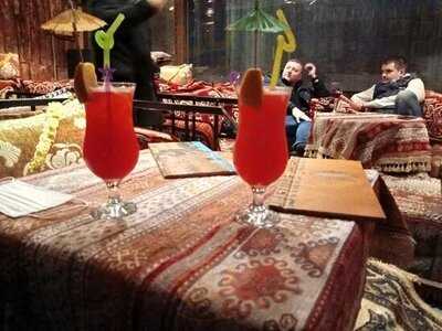 Mitani Cafe & Fun Pub