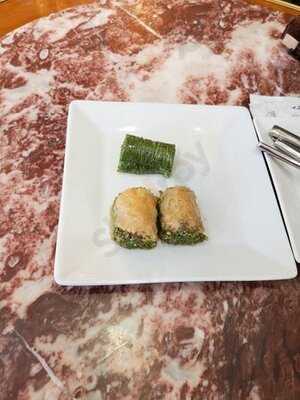 Acemoğlu Baklavaları