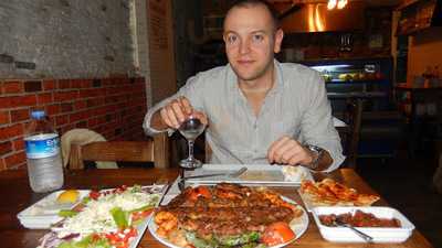 Tatlıses Çiğ Köfte