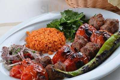 Behzadem Cafe & Restaurant