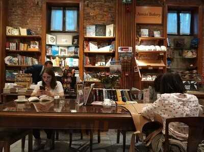 Türk Alman Kitabevi & Cafe