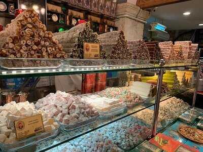 Hafız Mustafa 1864, Eminönü