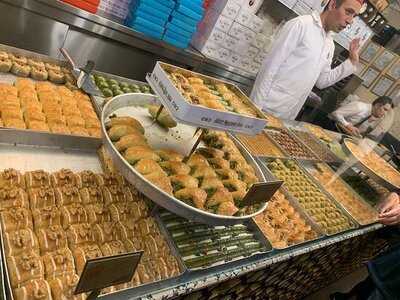 Hafız Mustafa 1864, Eminönü